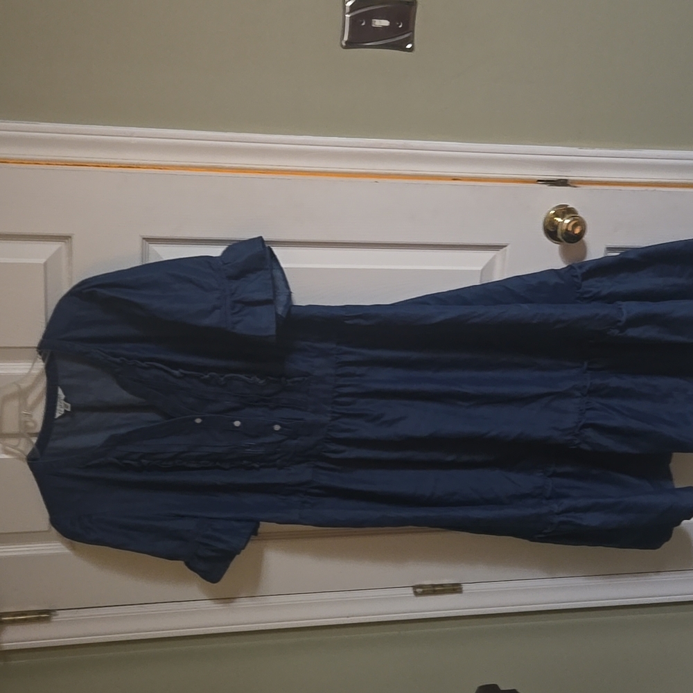 Brand new without tags. Never worn Frye and Co lightweight denim dress size XXL